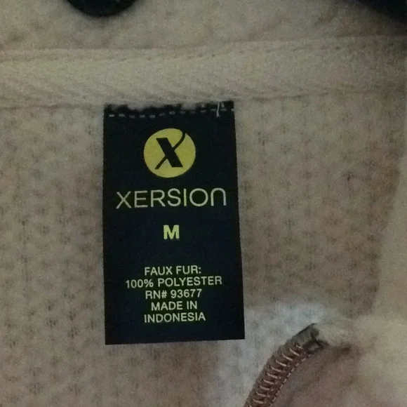 Xersion, women’s sweater, size Medium - Picture 7 of 7